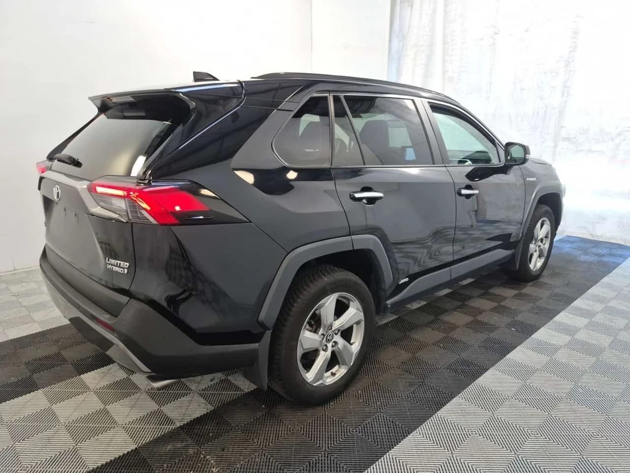 Toyota Rav4 * HYBRID LIMITED * CARFAX * , снимка 3 - Автомобили и джипове - 56313356