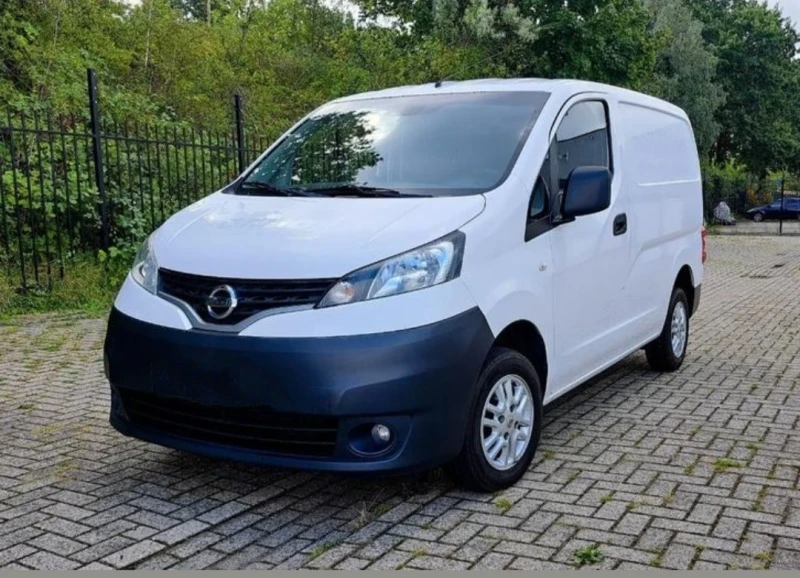 Nissan NV200, снимка 2 - Бусове и автобуси - 47458824