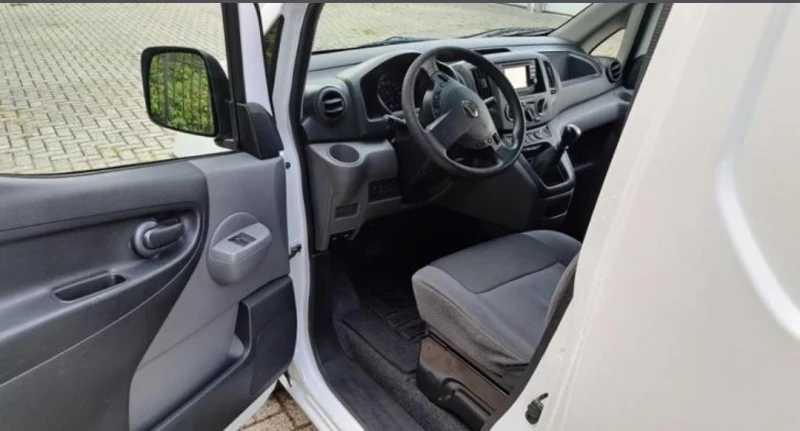 Nissan NV200, снимка 11 - Бусове и автобуси - 47458824