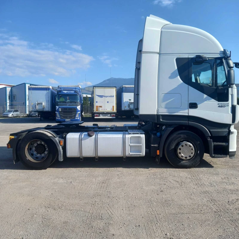 Iveco Stralis, снимка 4 - Камиони - 52412226