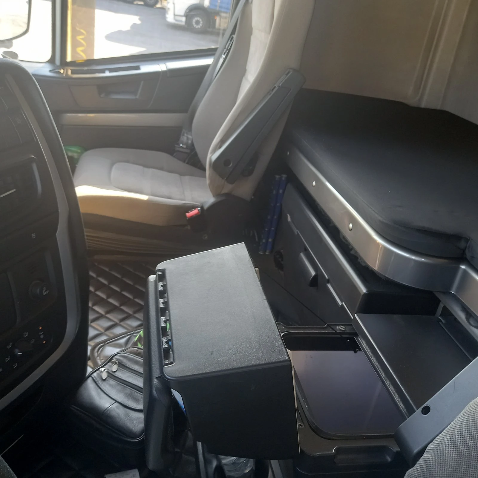 Iveco Stralis  - изображение 8