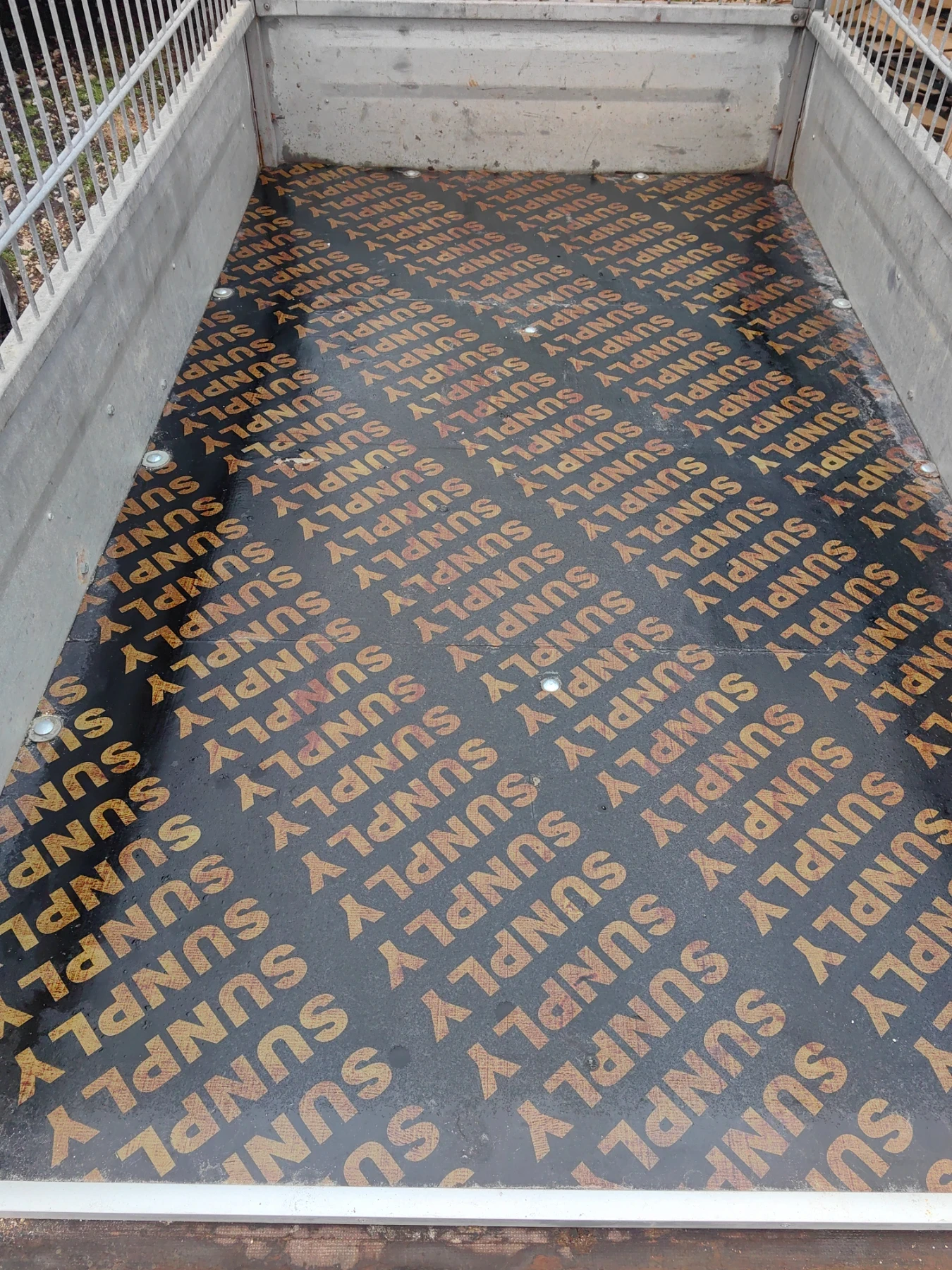 За автомобил Други  Регистрирано Туристическо ремарке до 750кг