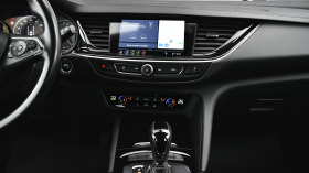Opel Insignia Sports Tourer 1.6d Innovation Automatic, снимка 11 - Автомобили и джипове - 44555181