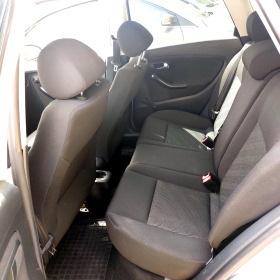 Seat Ibiza 1.4i, снимка 9 - Автомобили и джипове - 45495746