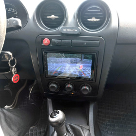 Seat Ibiza 1.4i, снимка 12 - Автомобили и джипове - 45495746