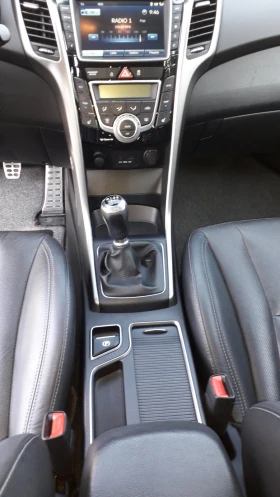 Hyundai I30 1.6 CRD, снимка 13