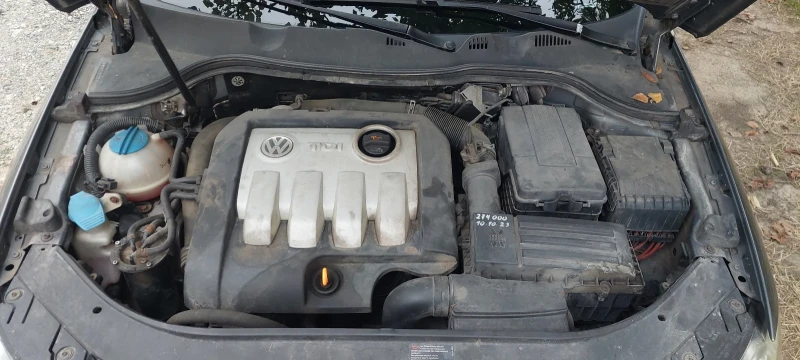 VW Passat B6 , снимка 12 - Автомобили и джипове - 47283913