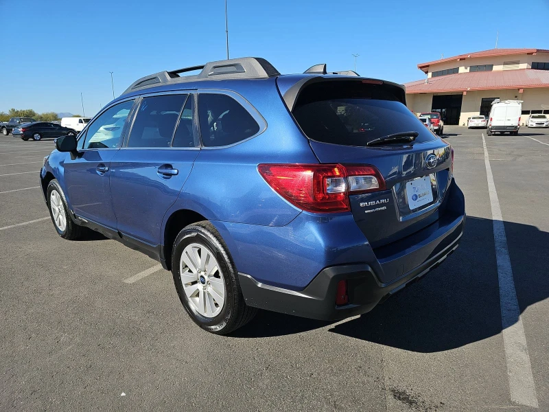 Subaru Outback, снимка 4 - Автомобили и джипове - 48143789