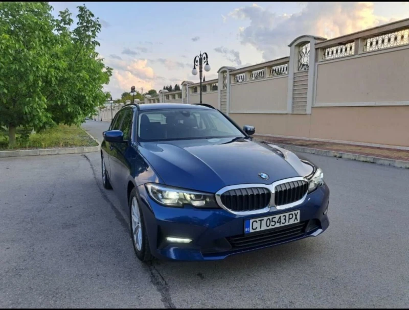 BMW 318 G21 Sport, снимка 2 - Автомобили и джипове - 48621870