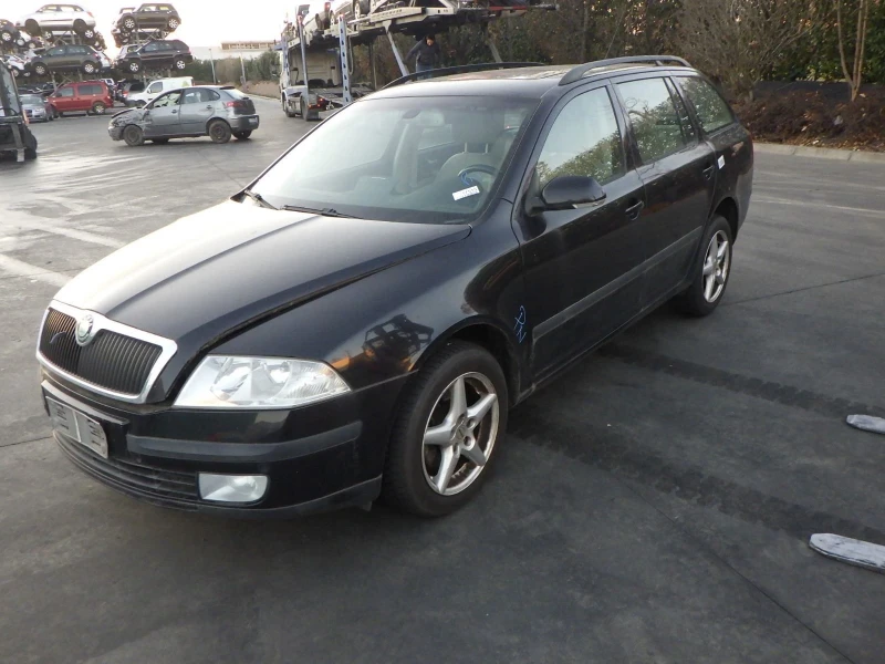 Skoda Octavia 2.0 BMM, снимка 1 - Автомобили и джипове - 49162471