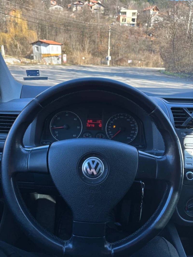 VW Golf, снимка 7 - Автомобили и джипове - 49362471