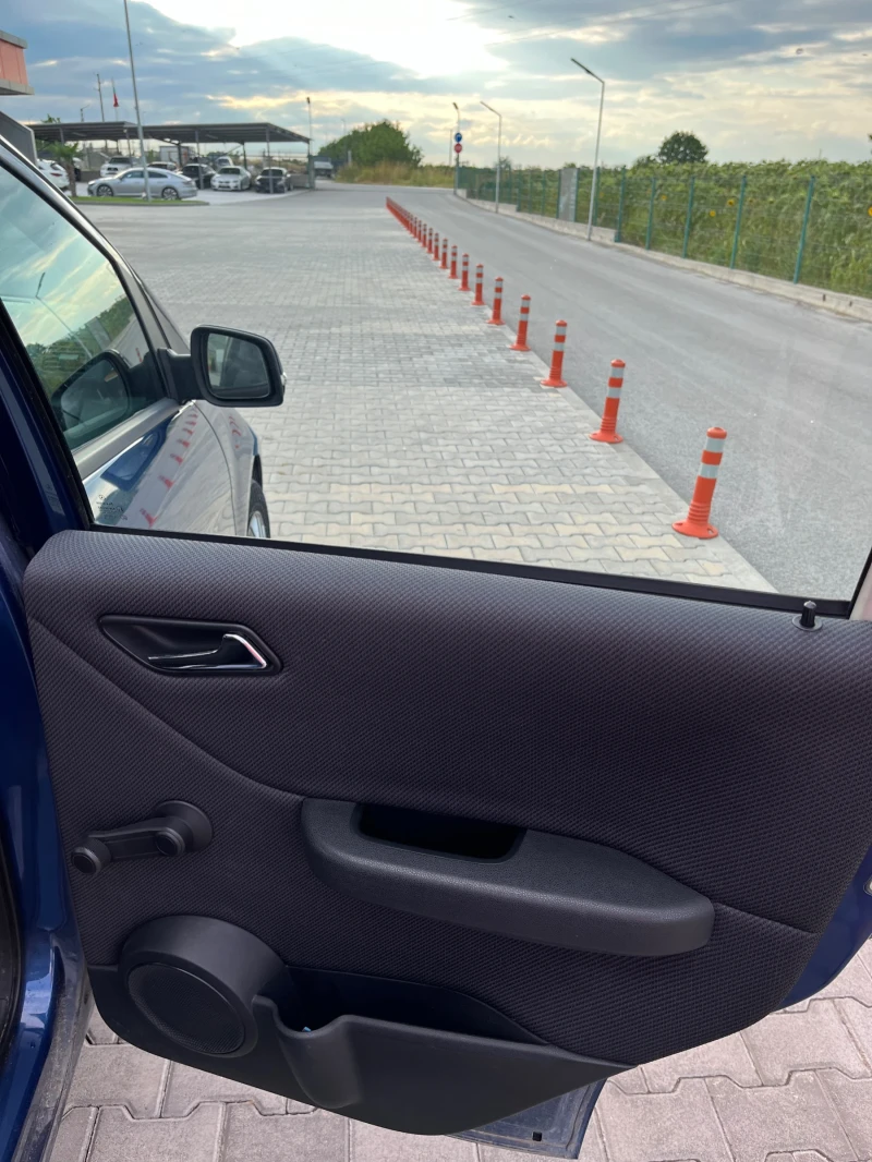 Mercedes-Benz A 180, снимка 12 - Автомобили и джипове - 52043386