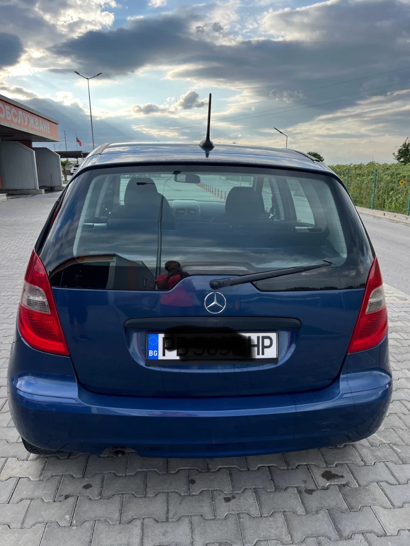 Mercedes-Benz A 180, снимка 13 - Автомобили и джипове - 52043386
