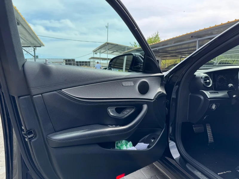 Mercedes-Benz E 350 9GTronic TOP, снимка 14 - Автомобили и джипове - 52054834