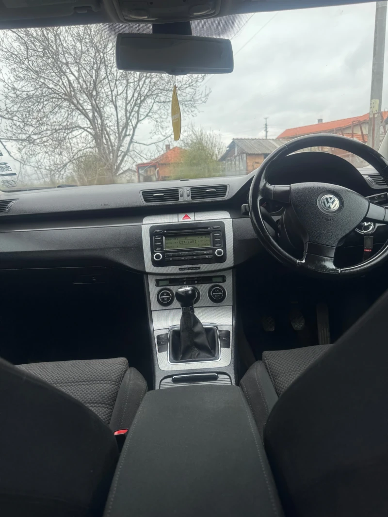 VW Passat, снимка 8 - Автомобили и джипове - 52887290