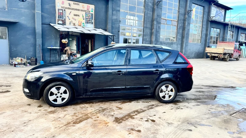 Kia Ceed, снимка 3 - Автомобили и джипове - 53279310