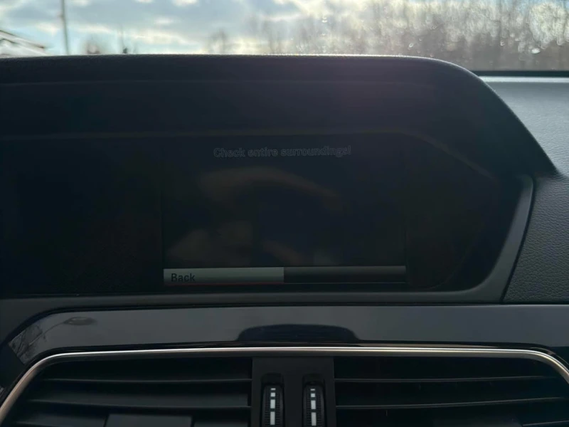 Mercedes-Benz C 63 AMG CARFAX, снимка 14 - Автомобили и джипове - 53405639