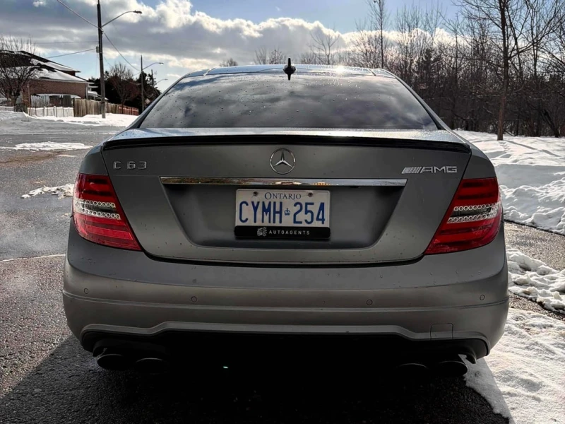 Mercedes-Benz C 63 AMG CARFAX, снимка 4 - Автомобили и джипове - 53405639