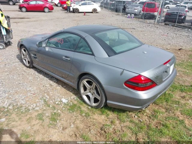 Mercedes-Benz SL 500 AMG* PACK* ПОДГРЕВ* ОБДУХВАНЕ* КЕЙЛЕС* КАМЕРА* МАС - изображение 4