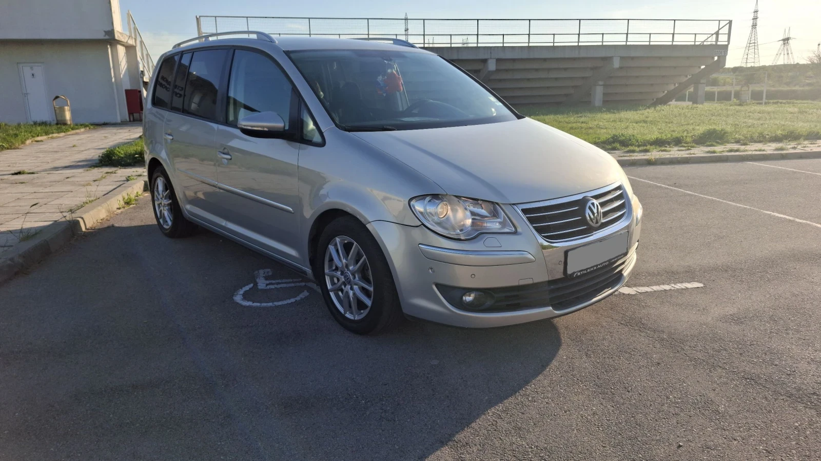 VW Touran 1.9 TDi 105 k. Comfort line  - изображение 6
