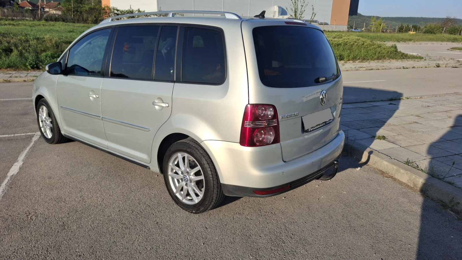 VW Touran 1.9 TDi 105 k. Comfort line  - изображение 4