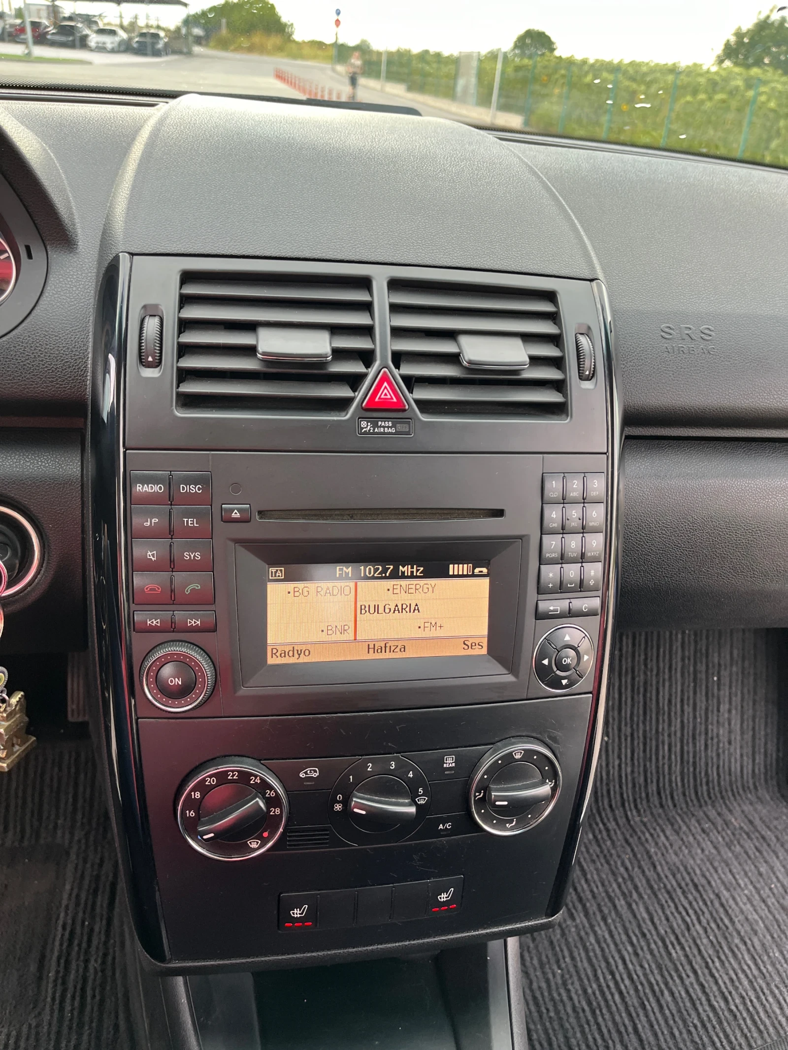 Mercedes-Benz A 180  - изображение 8