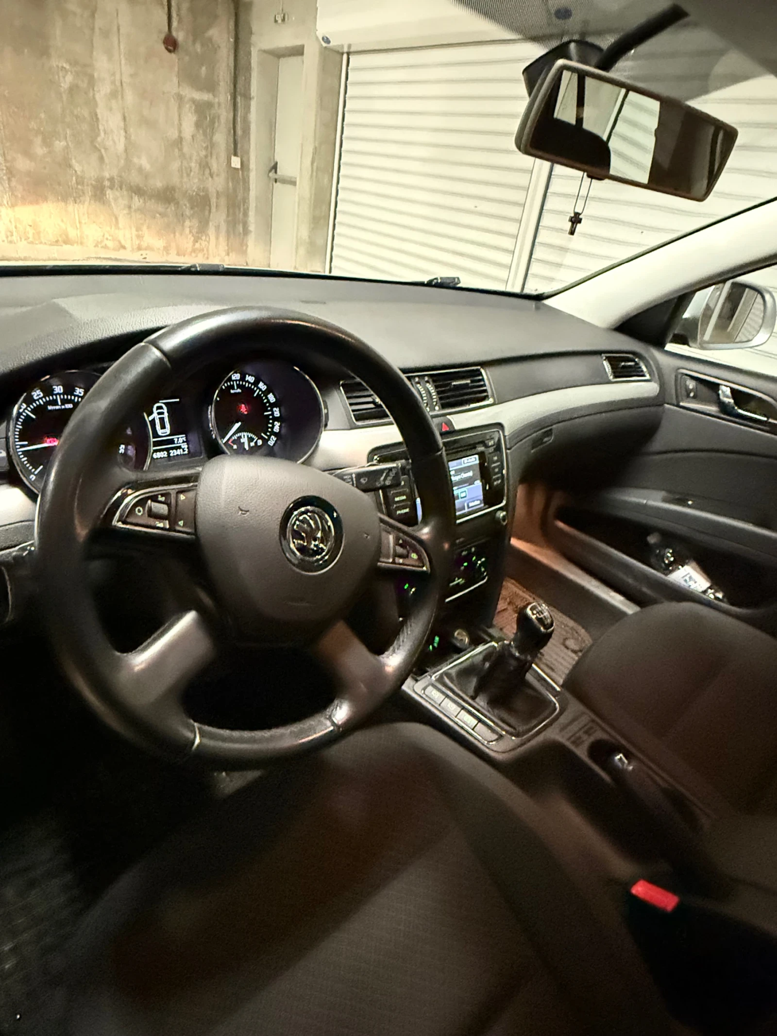 Skoda Superb  - изображение 4