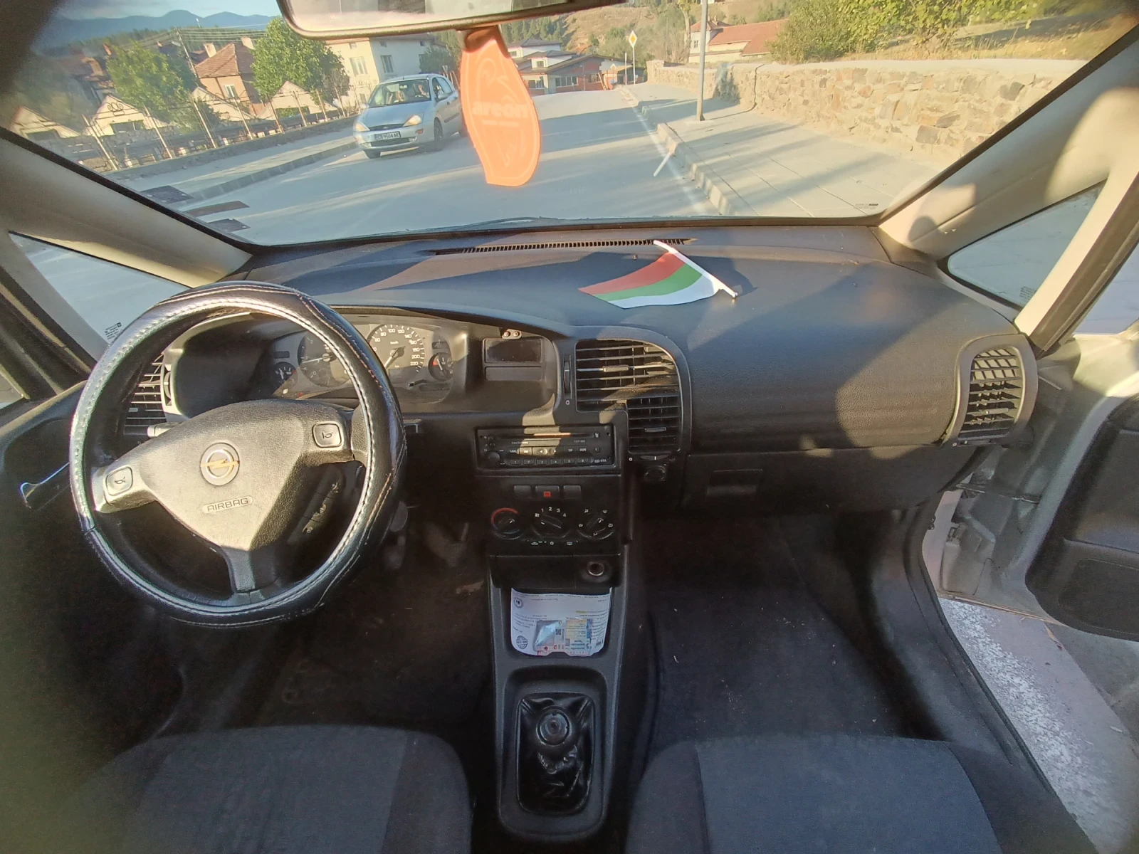 Opel Zafira  - изображение 6