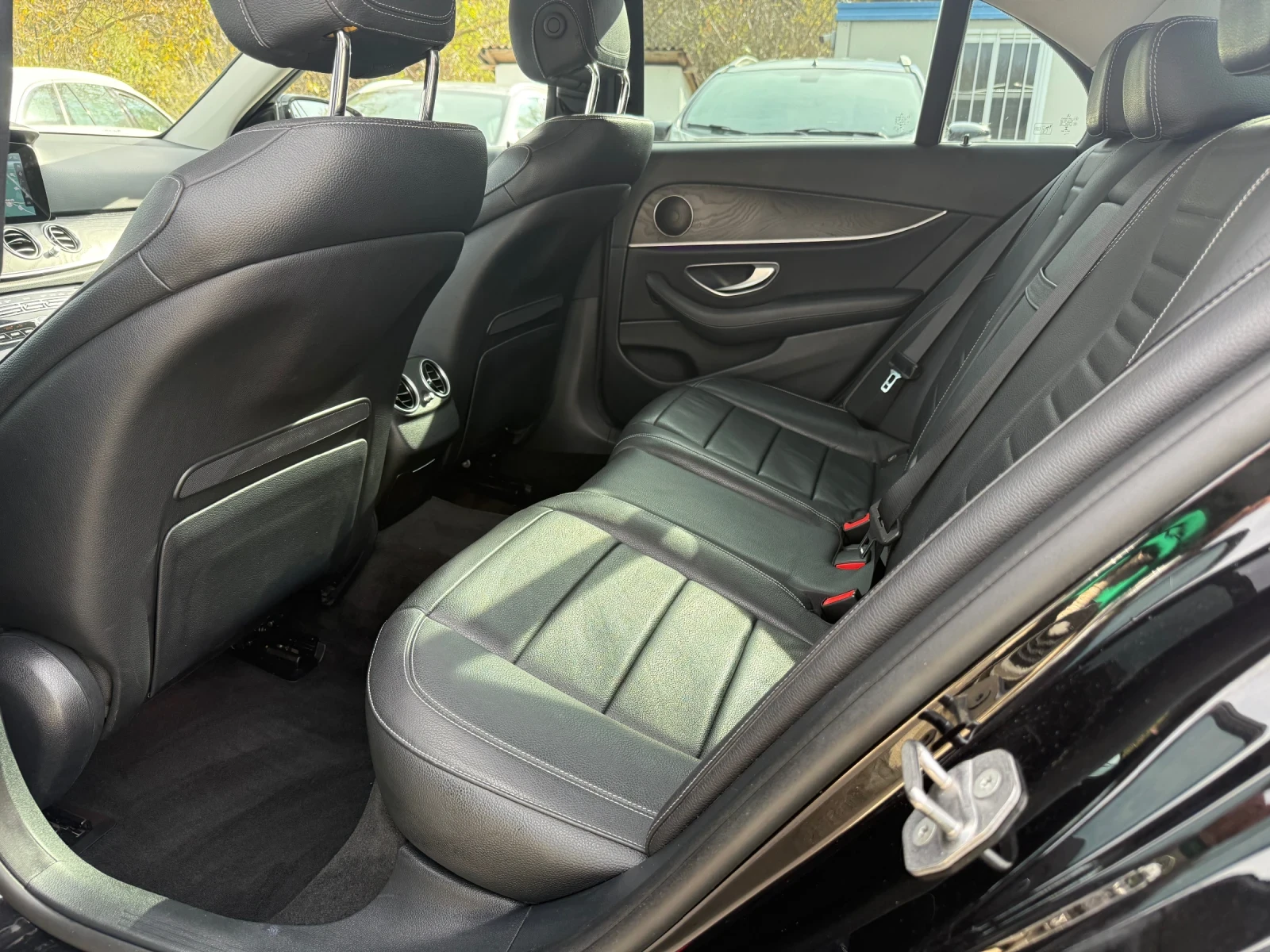 Mercedes-Benz E 220 AMG - HEAD UP - 360 -  | Mobile.bg   13