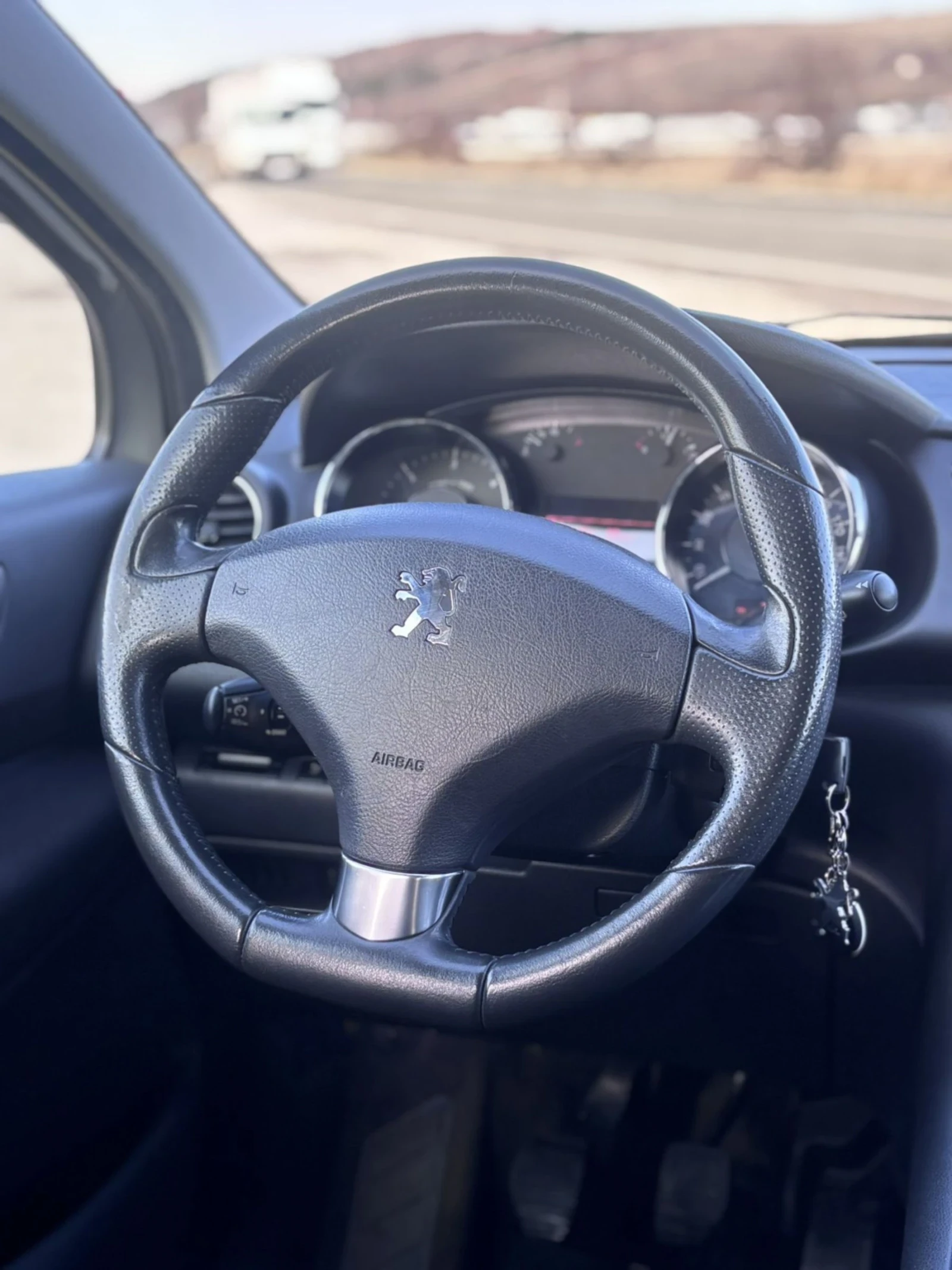 Peugeot 3008 1.6 HDI 109�.� | Mobile.bg � ����������� 9