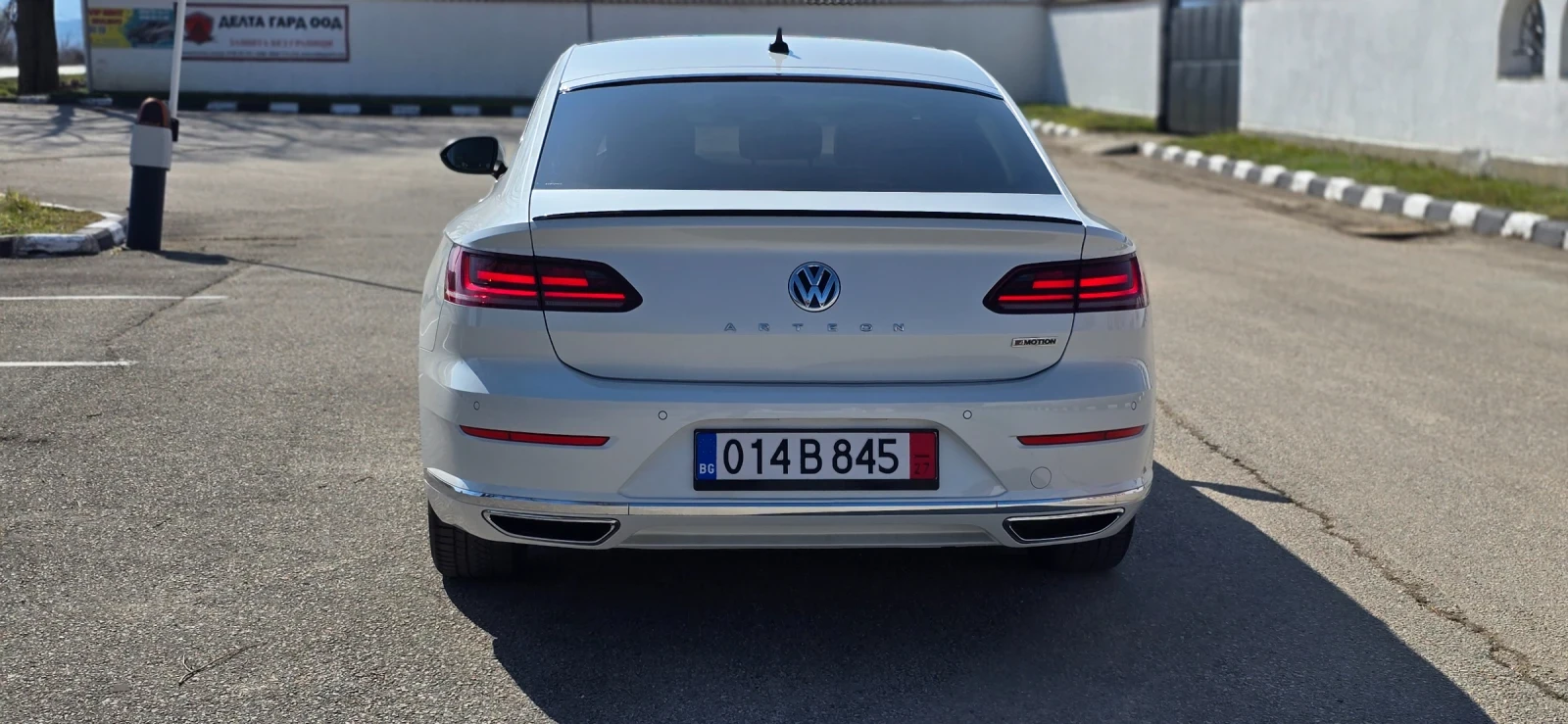 VW Arteon 2.0 TDI R-Line Exclusive 4Motion, снимка 9 - Автомобили и джипове - 53710755