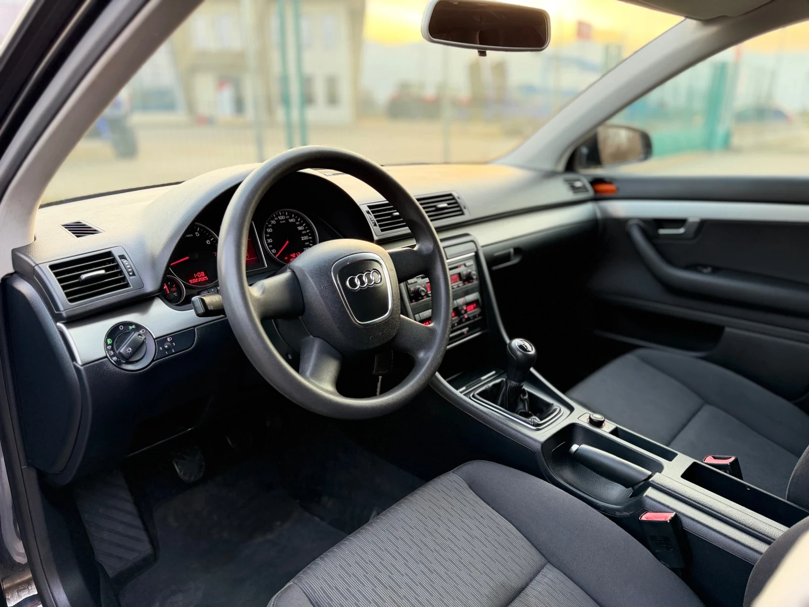 Audi A4 1.6i~102hp - изображение 9