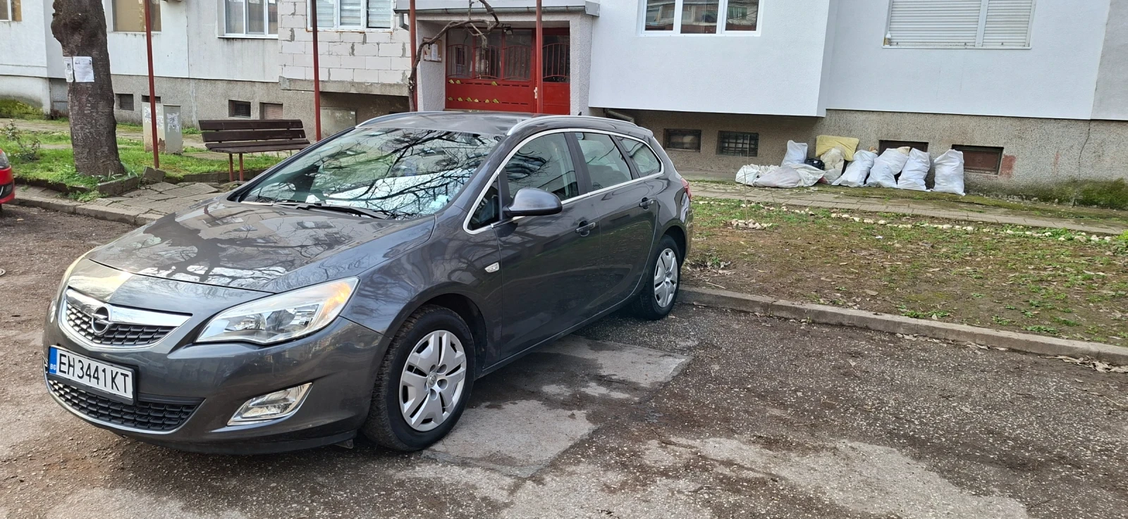 Opel Astra, снимка 3 - Автомобили и джипове - 53969424