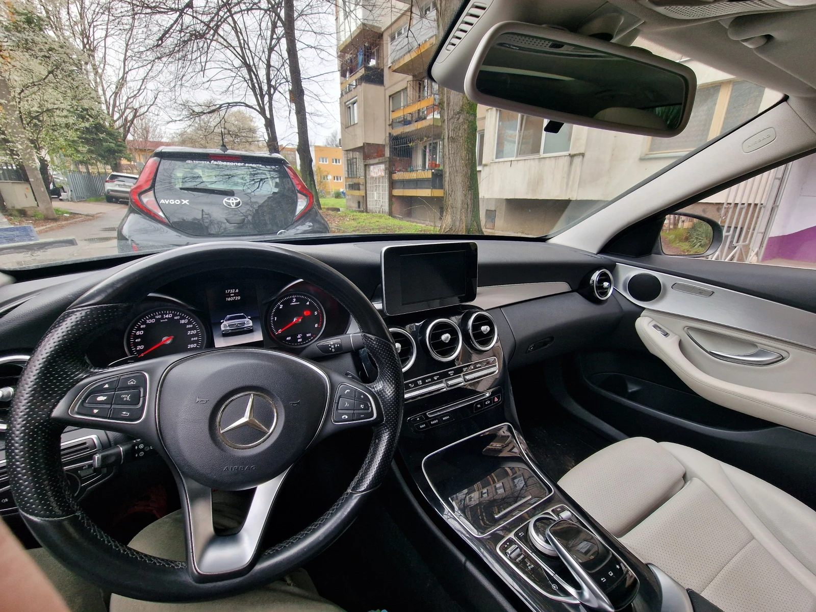 Mercedes-Benz C 200, снимка 6 - Автомобили и джипове - 54633433