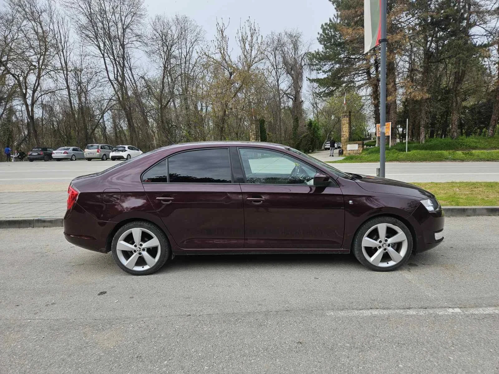 Skoda Rapid 1.2 TSI , снимка 2 - Автомобили и джипове - 54208885