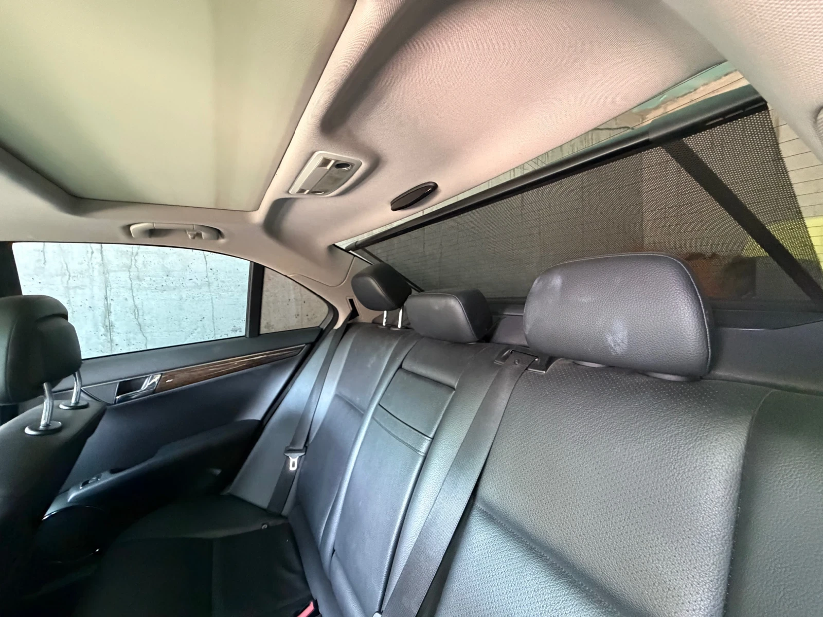Mercedes-Benz C 320 Подгрев, Панорама, Кожа, снимка 7 - Автомобили и джипове - 54512264