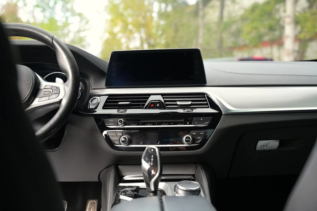 BMW 540 xDrive* Harman/Kardon* подгрев* 4-зонов климатрони, снимка 12 - Автомобили и джипове - 54781864