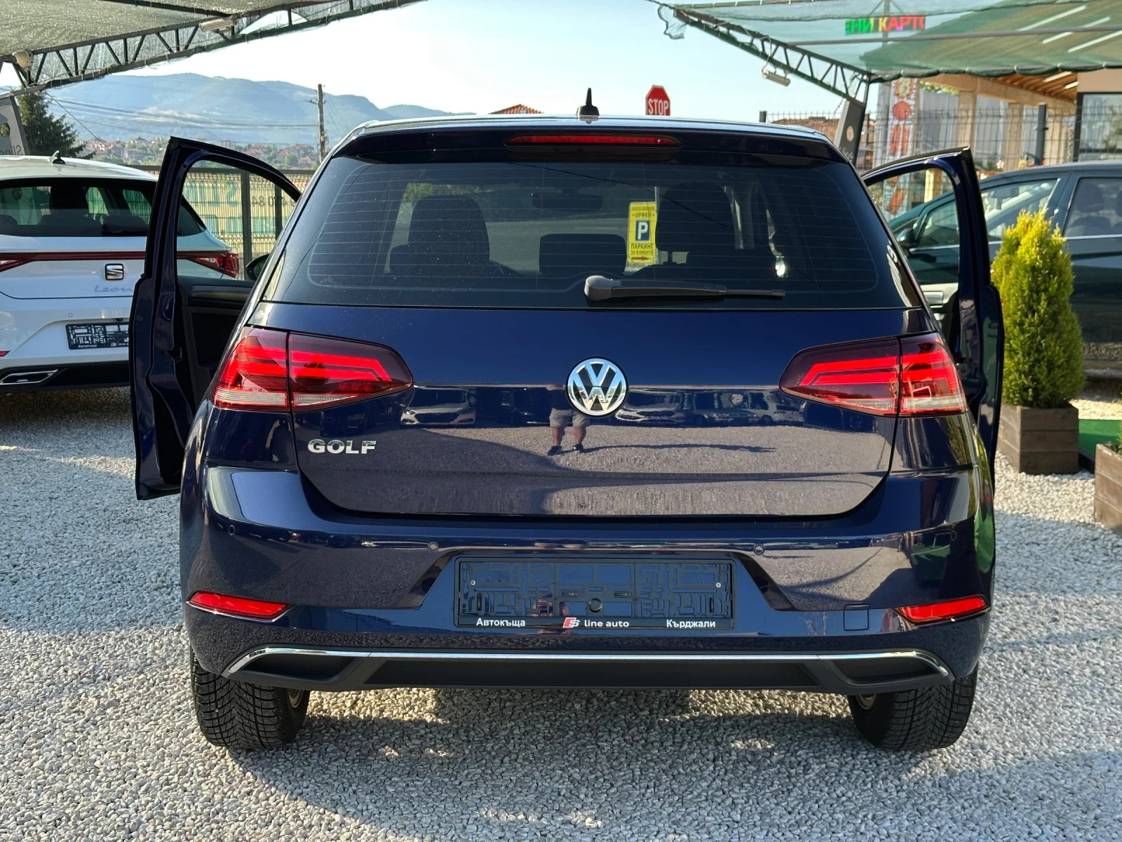 VW Golf Comfortline* DSG* 1.6tdi* 116k.c* Led* , снимка 6 - Автомобили и джипове - 54971396