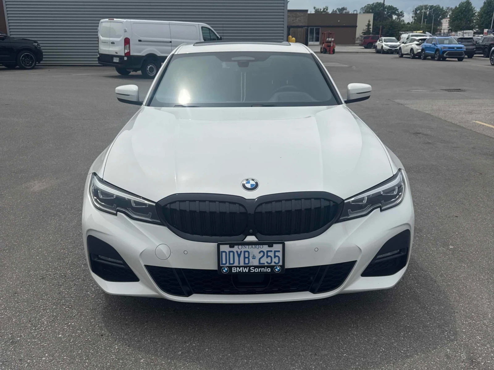 BMW 330 ПОДГРЕВ* ПАНОРАМА * МPACK * CAR FAX * 