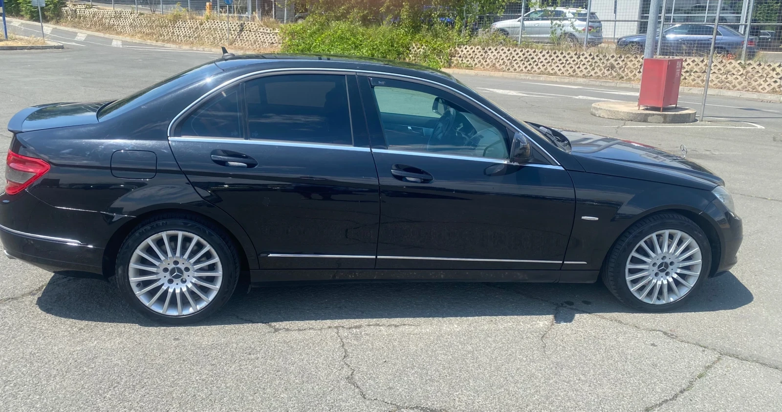 Mercedes-Benz C 320, снимка 2 - Автомобили и джипове - 55224295