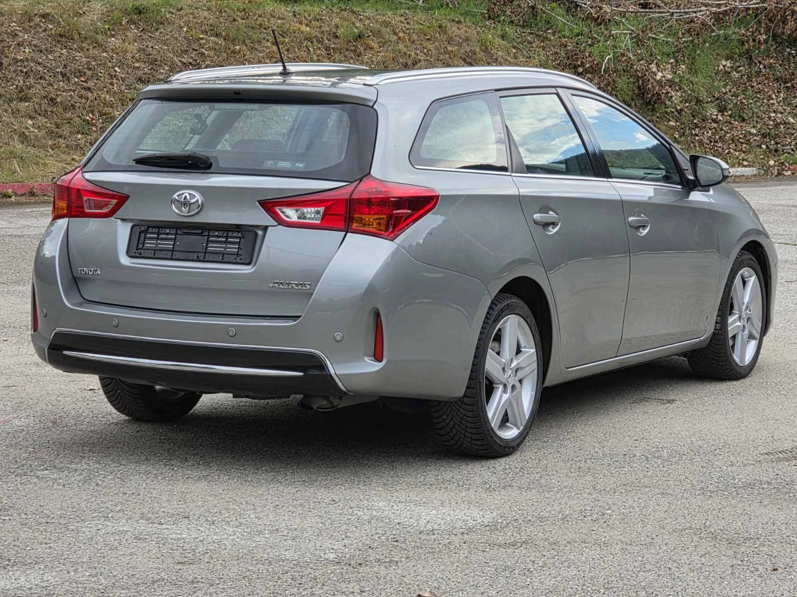 Toyota Auris Топ състояние внос от Италия продажба на лизинг, снимка 6 - Автомобили и джипове - 55254588