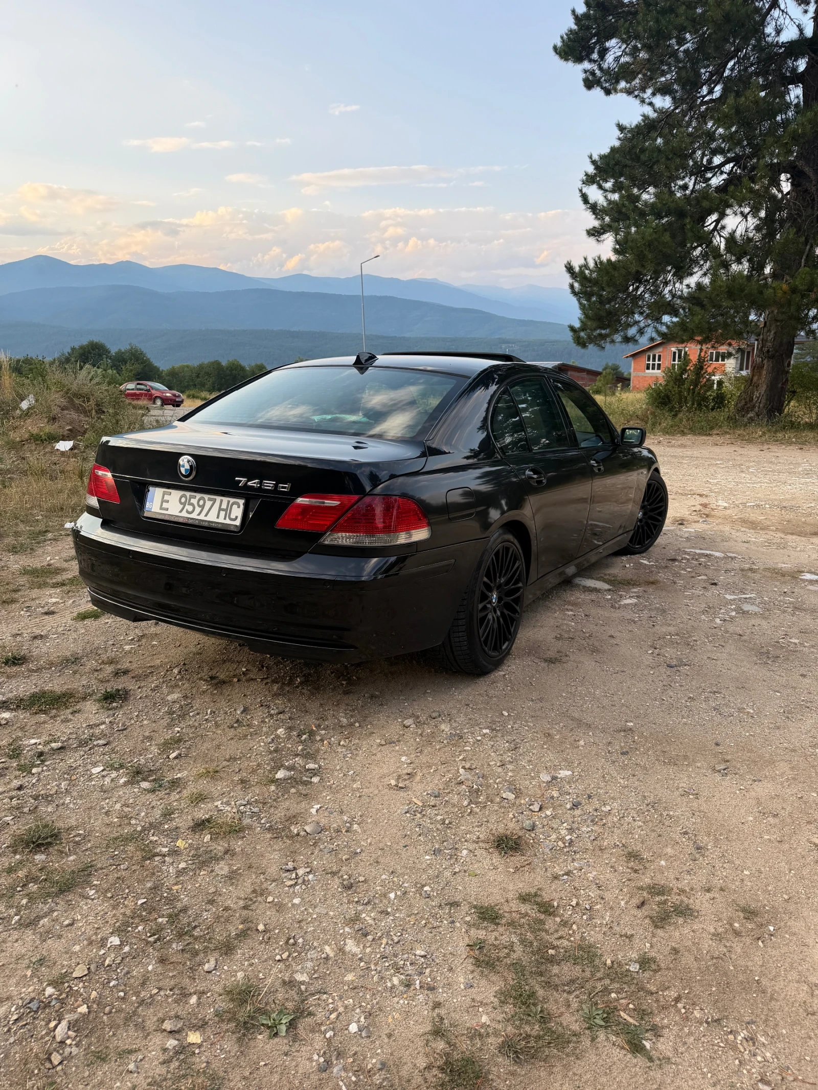 BMW 745, снимка 4 - Автомобили и джипове - 55651399