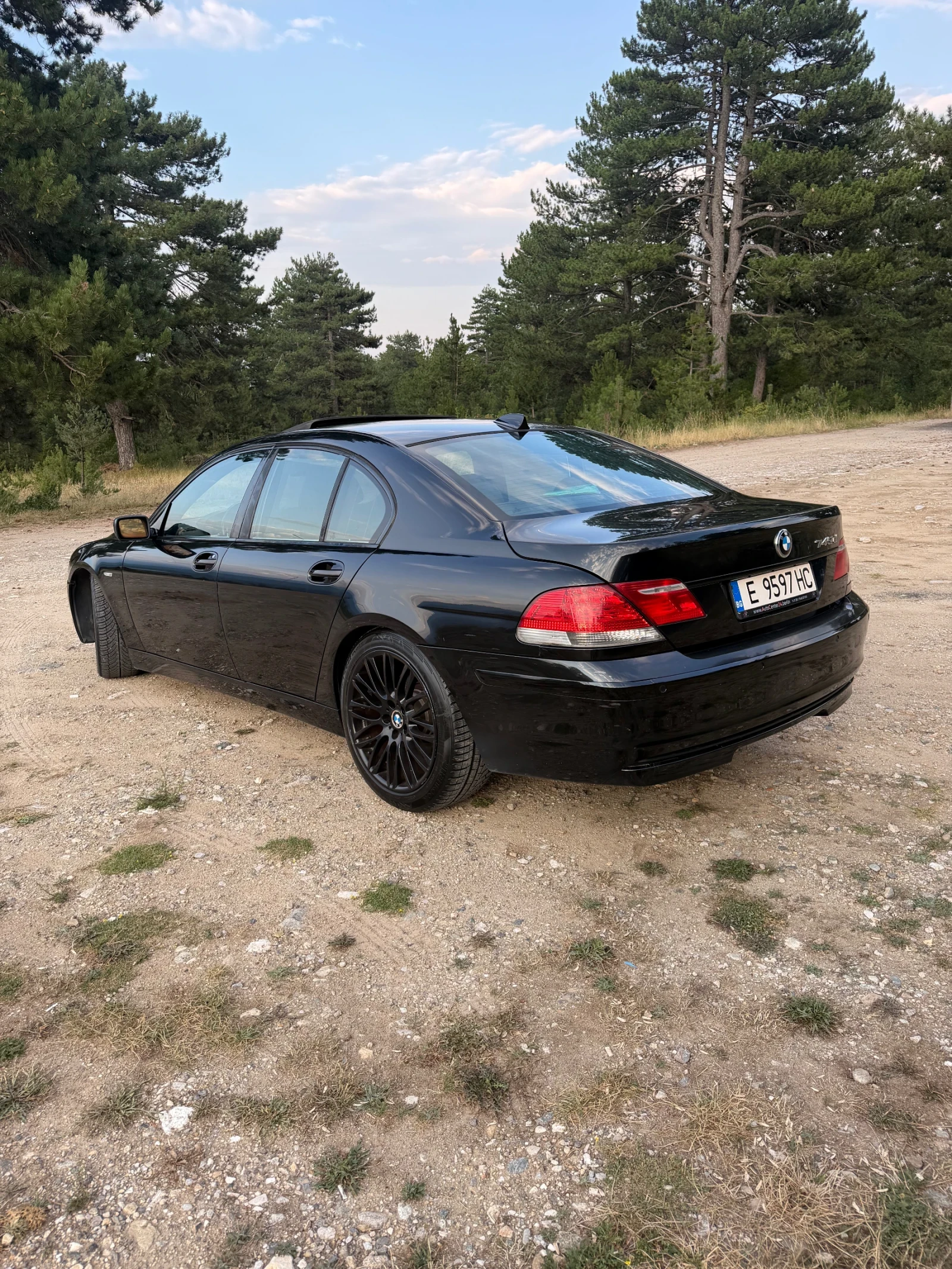 BMW 745, снимка 6 - Автомобили и джипове - 55651399