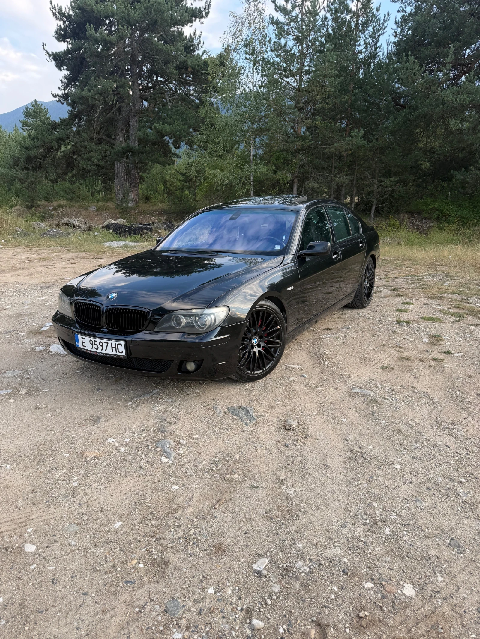 BMW 745