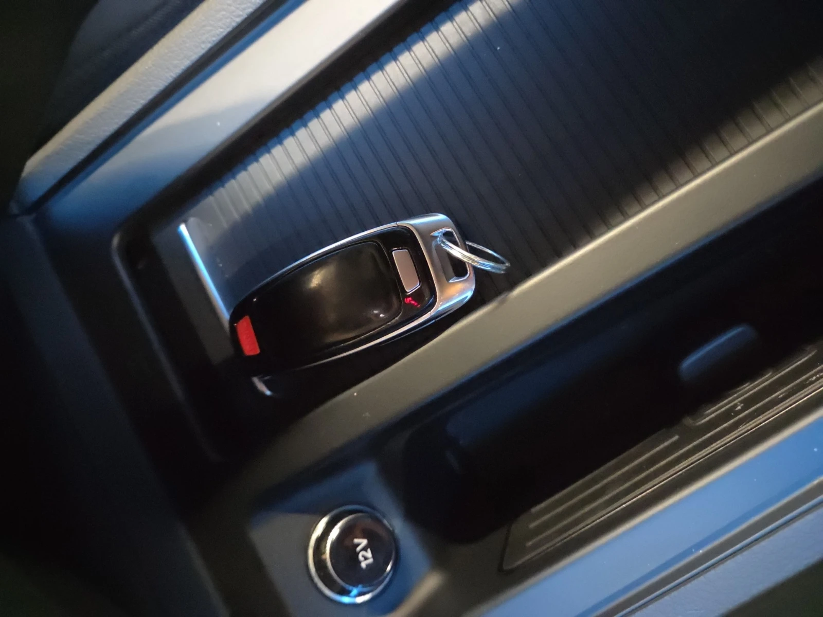 Audi E-Tron TECHNIK, снимка 12 - Автомобили и джипове - 56454669