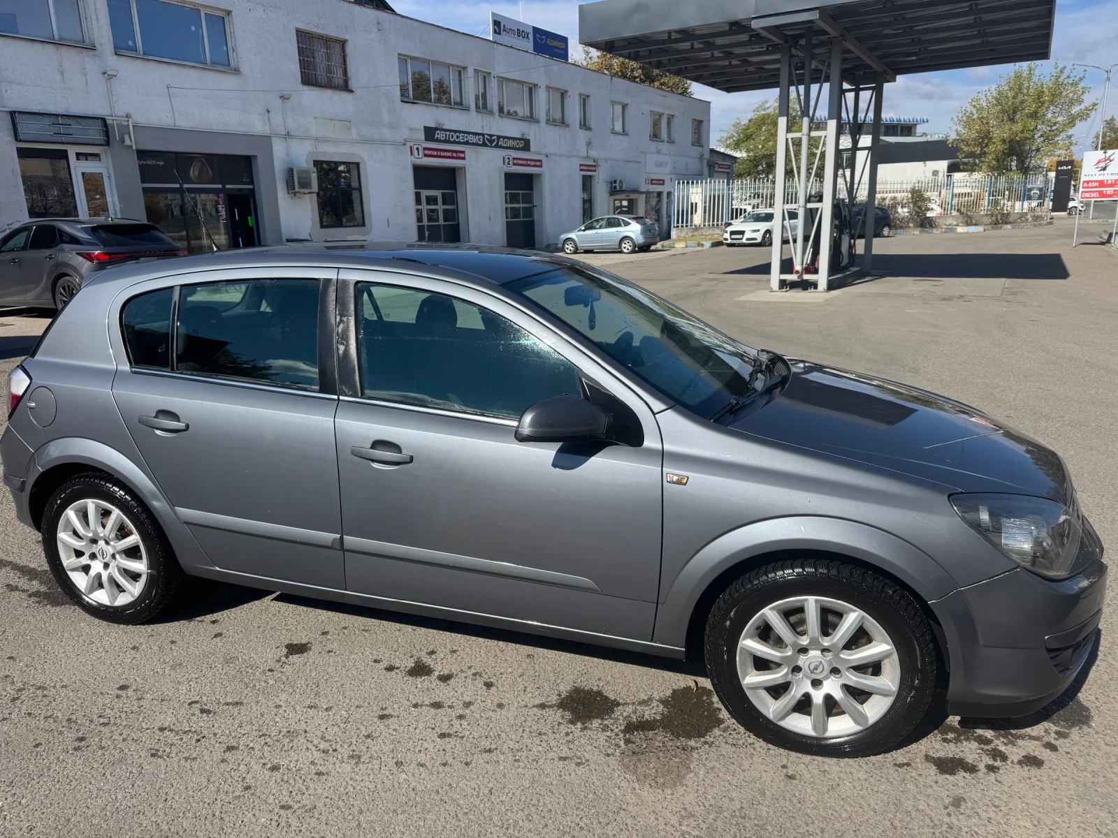 Opel Astra 1.7 CDTI , снимка 17 - Автомобили и джипове - 56541814