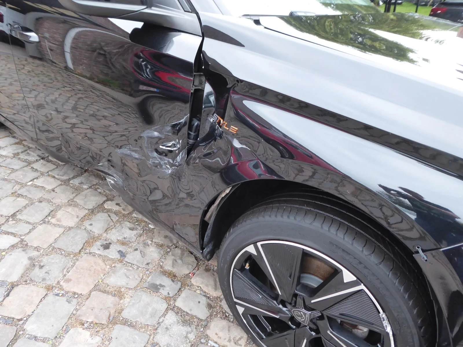 Peugeot 308 SW-e Очакван внос 10.11, снимка 3 - Автомобили и джипове - 56640968