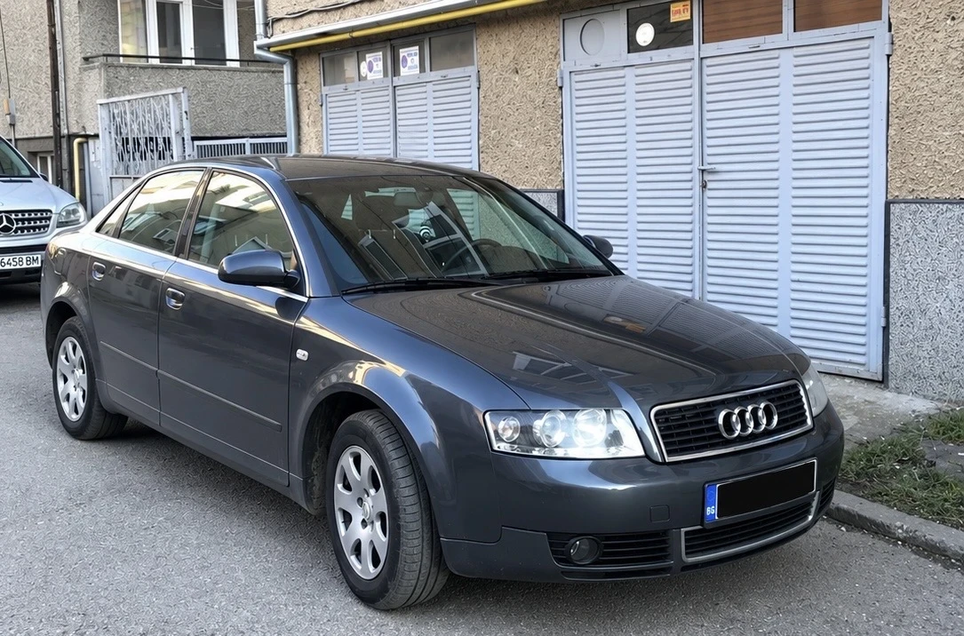 Audi A4 1.9 TDI, снимка 2 - Автомобили и джипове - 56746528