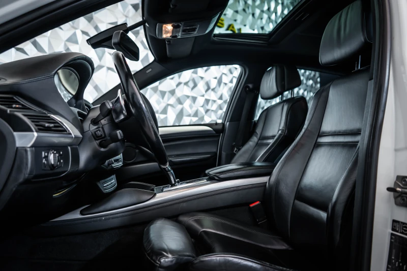 BMW X6 xDrive40d* Pano* Camera, снимка 13 - Автомобили и джипове - 51919280