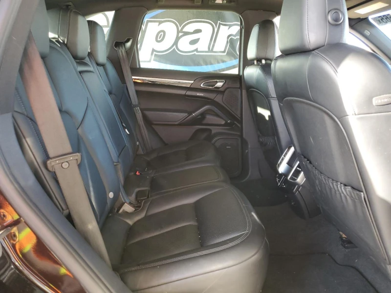 Porsche Cayenne 3.0D* АВТОКРЕДИТ, снимка 10 - Автомобили и джипове - 52388009